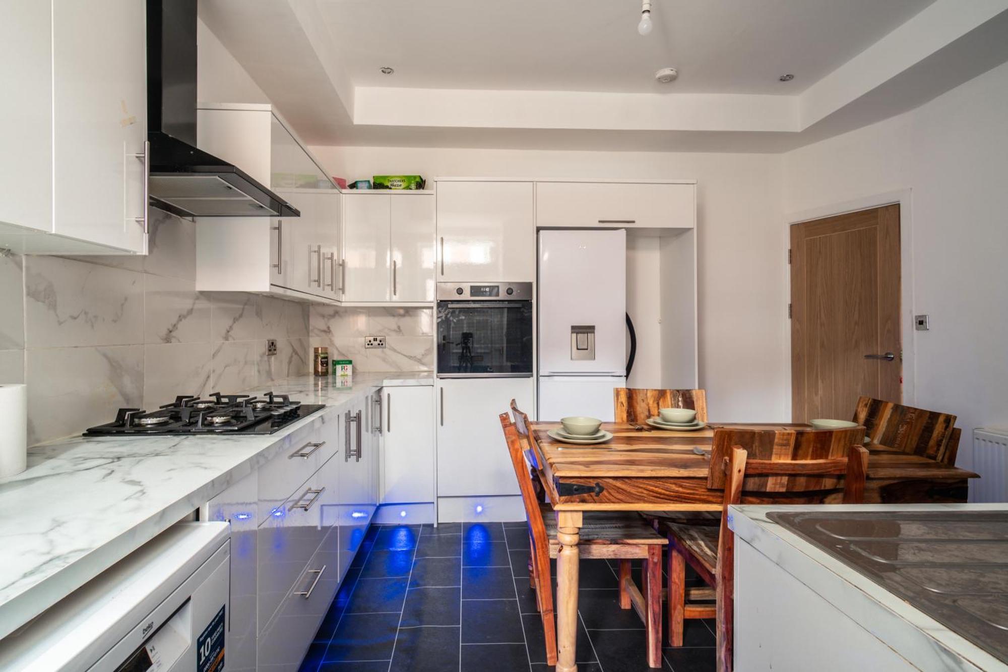 Refined Comforts For Two 5 * Manchester